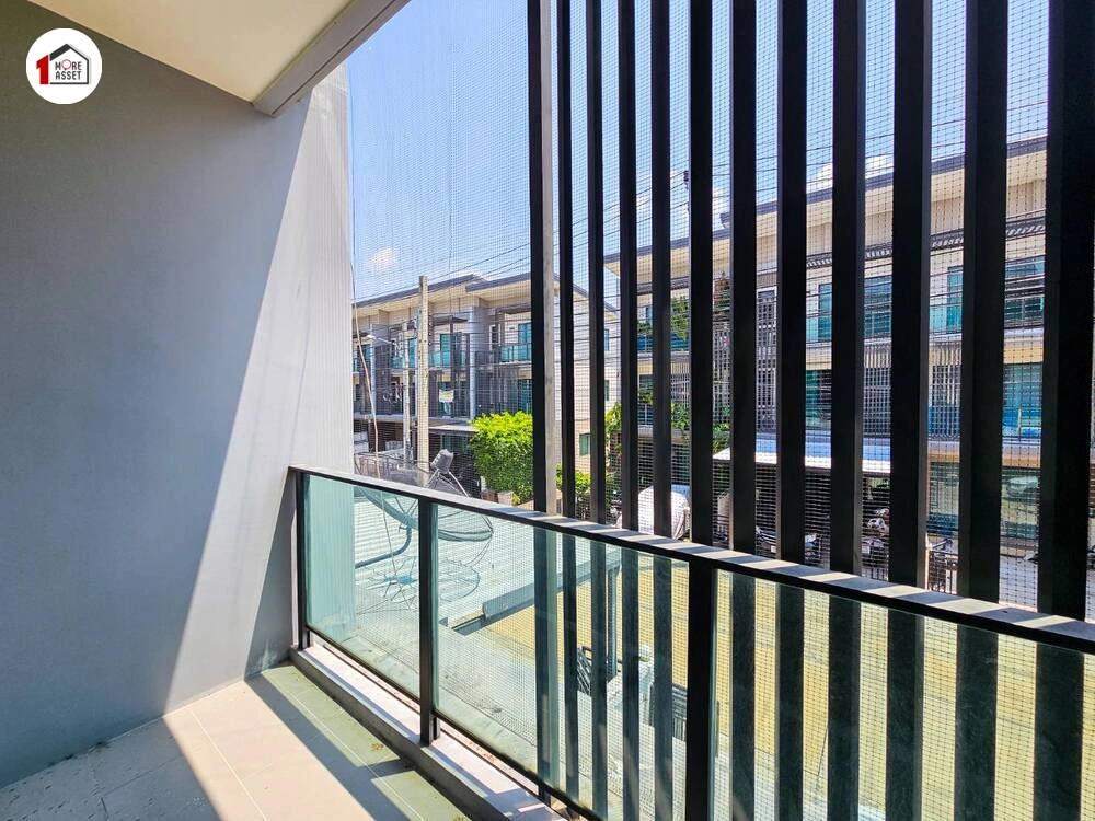 ขาย ทาวน์โฮม 3 ชั้น ทาวน์ อเวนิว เมิร์จ รัตนาธิเบศร์ ตำแหน่งดีใกล้คลับเฮาส์ คุ้มที่สุดในโครงการ ใกล้ MRT เพียง 700 ม.