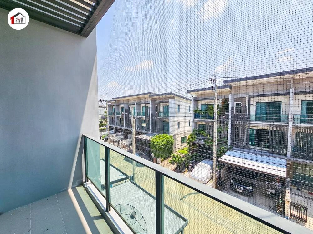 ขาย ทาวน์โฮม 3 ชั้น ทาวน์ อเวนิว เมิร์จ รัตนาธิเบศร์ ตำแหน่งดีใกล้คลับเฮาส์ คุ้มที่สุดในโครงการ ใกล้ MRT เพียง 700 ม.