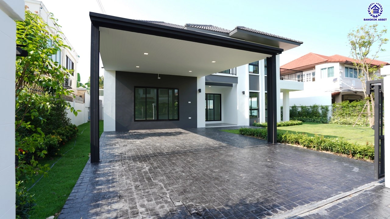 บ้านรีโนเวทใหม่ จากแบรนด์ Property Perfect โครงการ มณียา มาสเตอร์พีซ รัตนาธิเบศร์ บนพื้นที่ 97.5 ตร.ว. พื้นที่ใช้สอย 261.02 ตร.ม. ฟังก์ชัน 4 ห้องนอน 3 ห้องน้ำ 2 จอด ใกล้กลางรถไฟฟ้าสายสีม่วงถึง 2 สถานี "บางรักน้อยท่าอิฐ" และ "ไทรม้า" เชื่อมต่อหลายเส้นทาง ใกล้เซ็นทรัล เวสต์เกต