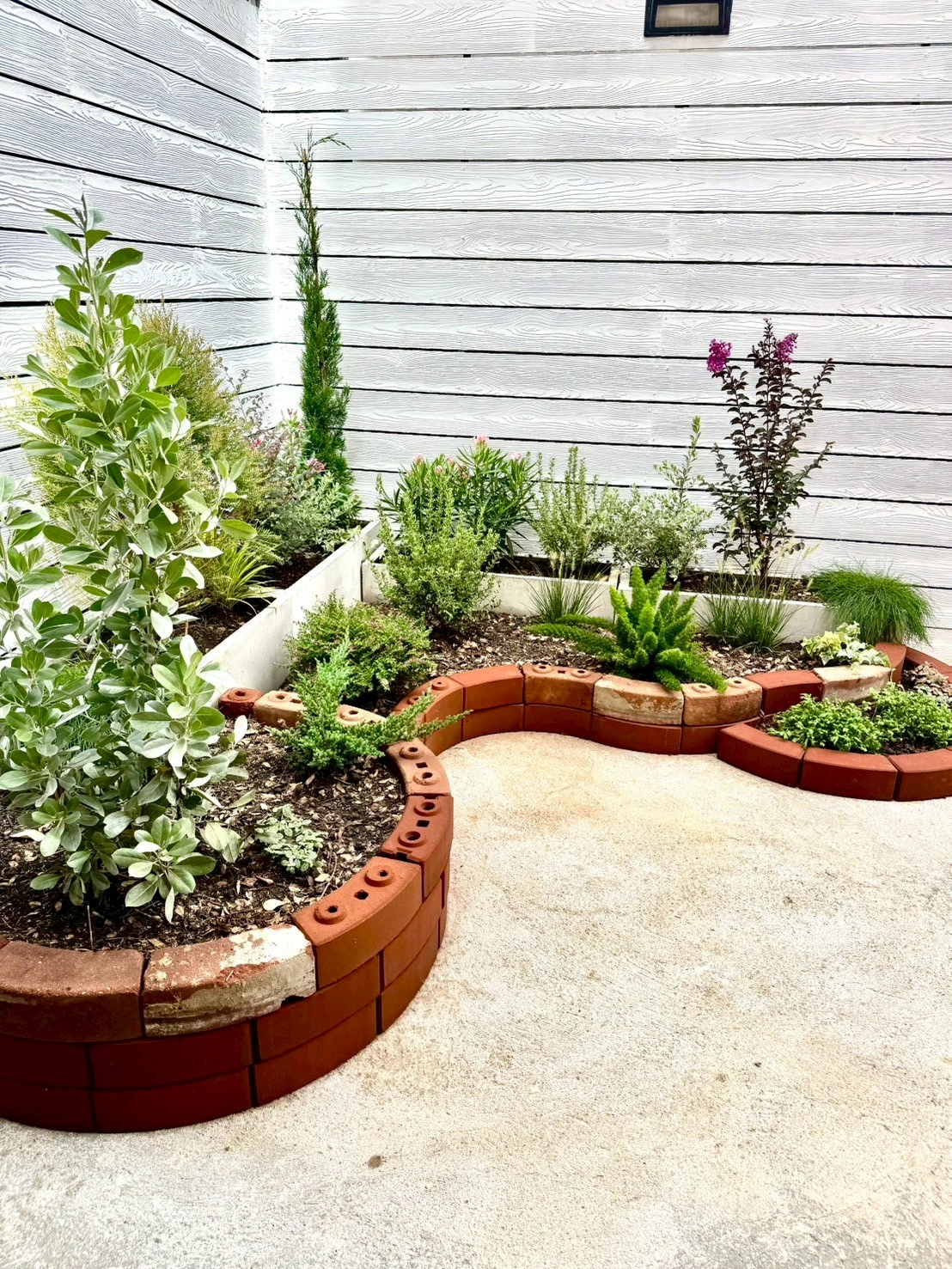 ให้เช่าโฮมออฟฟิศโมเดิร์น 3.5 ชั้น 280 ตรม. หมู่บ้านสรานนท์ ปากเกร็ด