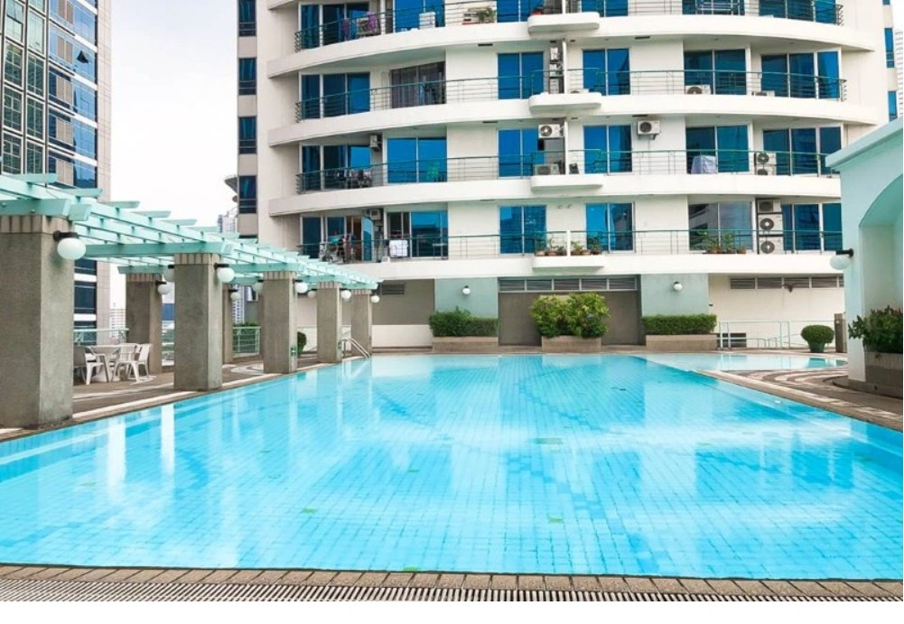 ขายคอนโด สาทร เฮ้าส์ (Sathorn House) ขนาด 65 ตร.ม. ชั้น 45 วิวเมืองเปิดโล่ง 2 ห้องนอน เฟอร์นิเจอร์ครบ พร้อมอยู่ ติด BTS สุรศักดิ์ ทำเลสาทร ใกล้สีลม CBD เหมาะอยู่อาศัยและลงทุน มีที่จอดรถส่วนตัว