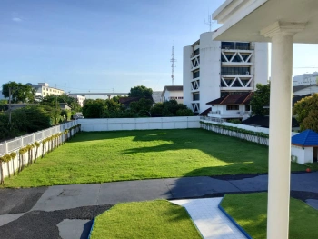 แบ่งขายที่ดิน 300 ตรว. ราคาต่อรองได้ ซ.ลาดพร้าว 88/1(88ทับหนึ่ง) ซอยกว้าง เข้าซอยไปประมาณ 50 เมตร ใกล้เลียบด่วน