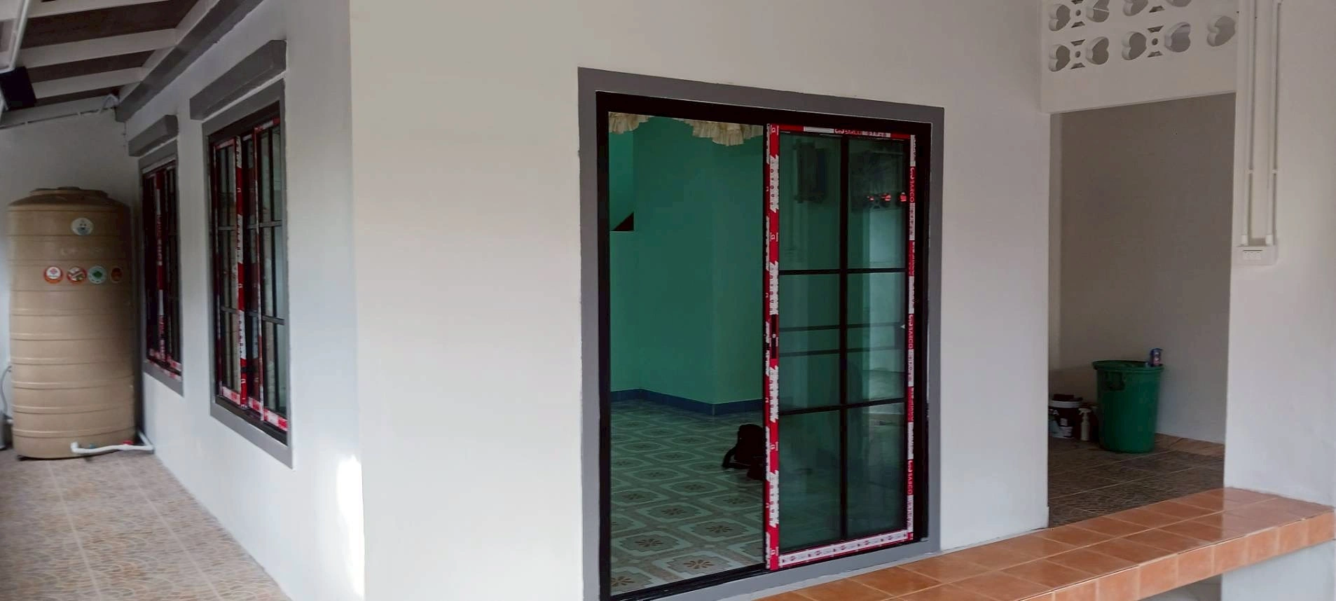 ขายบ้านแฝด 2 ชั้น พฤกษา 14A หลังมุม 23.90 ตรว. ซอยวัดลาดปลาดุก อ.บางใหญ่ จ.นนทบุรี ราคา  2,250,000 บาท