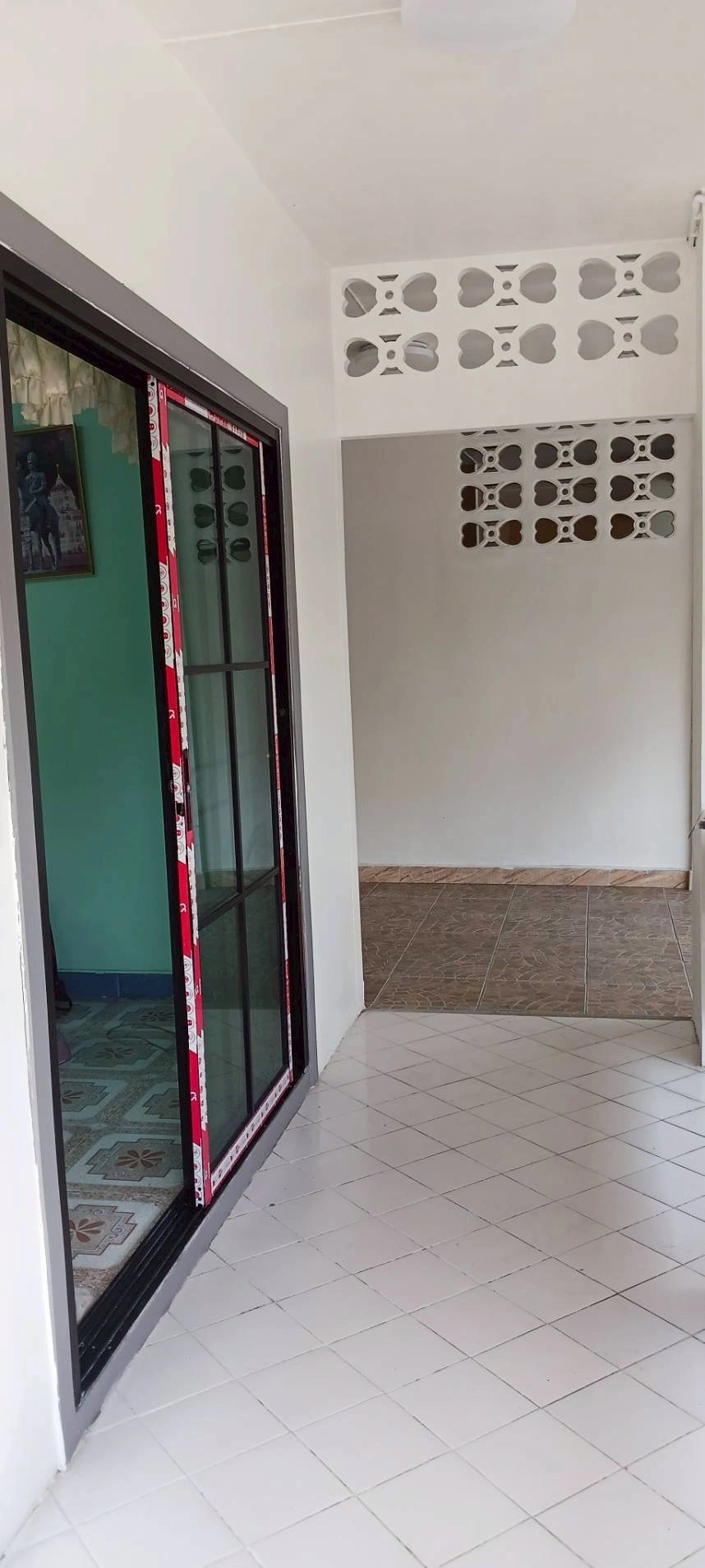 ขายบ้านแฝด 2 ชั้น พฤกษา 14A หลังมุม 23.90 ตรว. ซอยวัดลาดปลาดุก อ.บางใหญ่ จ.นนทบุรี ราคา  2,250,000 บาท