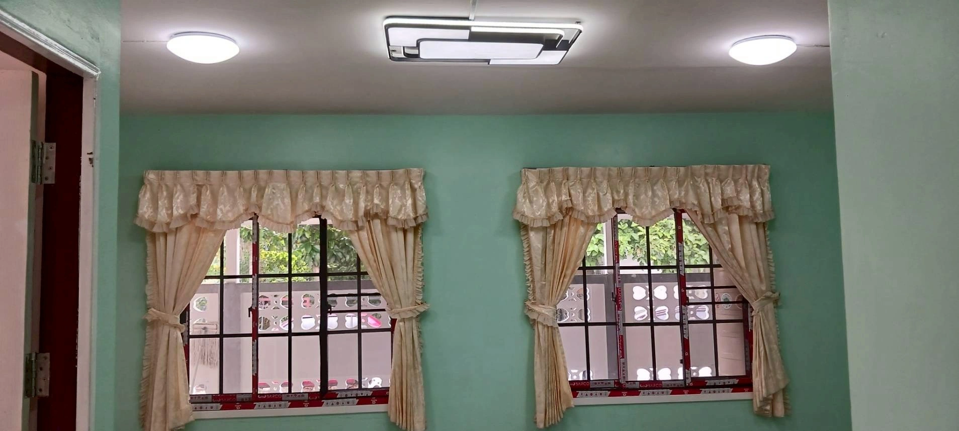 ขายบ้านแฝด 2 ชั้น พฤกษา 14A หลังมุม 23.90 ตรว. ซอยวัดลาดปลาดุก อ.บางใหญ่ จ.นนทบุรี ราคา  2,250,000 บาท