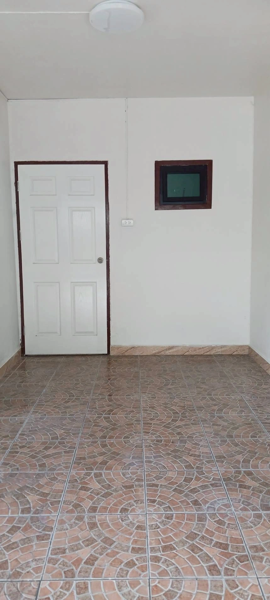 ขายบ้านแฝด 2 ชั้น พฤกษา 14A หลังมุม 23.90 ตรว. ซอยวัดลาดปลาดุก อ.บางใหญ่ จ.นนทบุรี ราคา  2,250,000 บาท