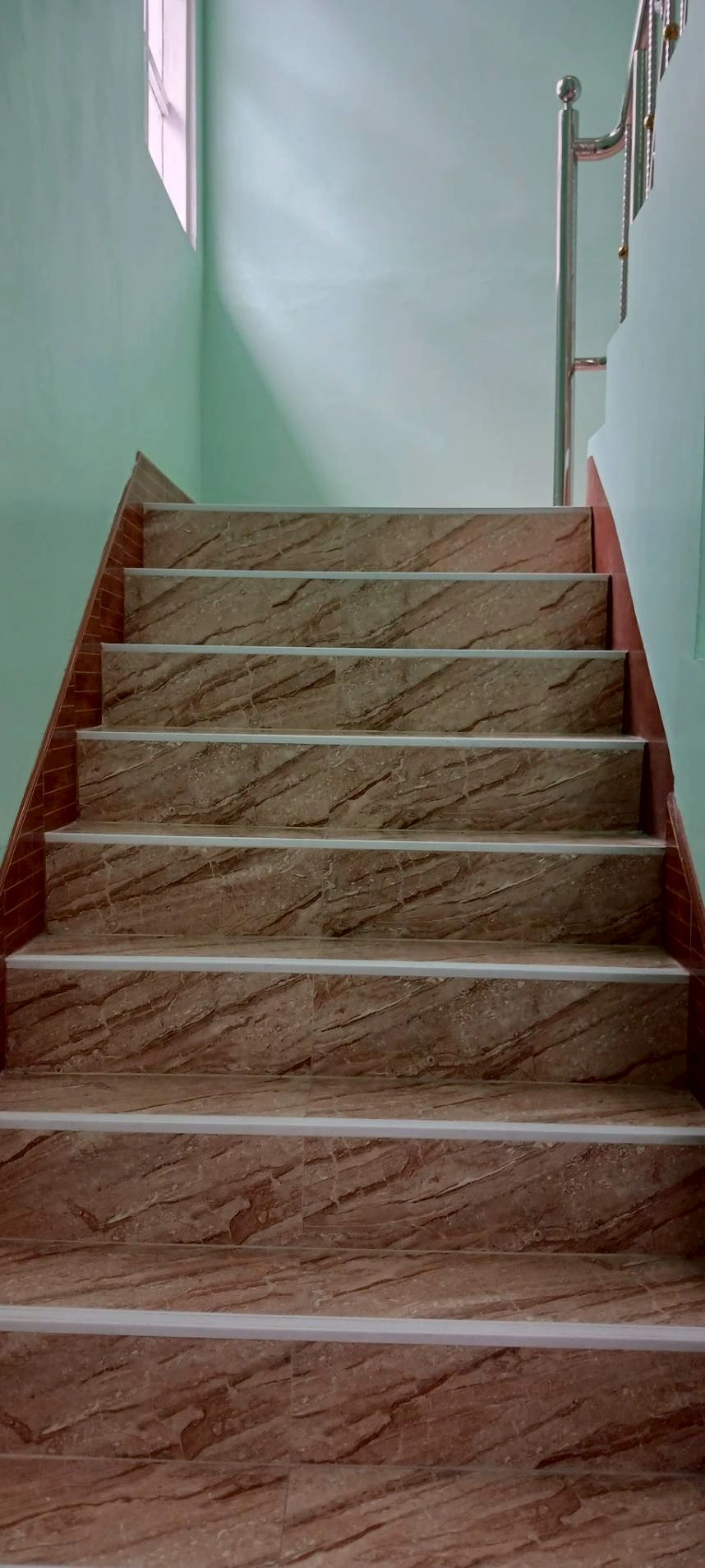 ขายบ้านแฝด 2 ชั้น พฤกษา 14A หลังมุม 23.90 ตรว. ซอยวัดลาดปลาดุก อ.บางใหญ่ จ.นนทบุรี ราคา  2,250,000 บาท