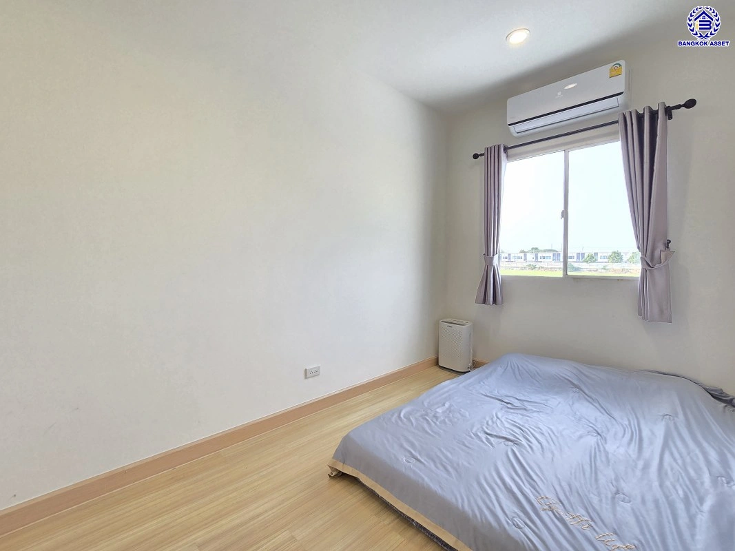 ทาวน์เฮ้าส์มือสอง โครงการ พลีโน่ รัตนาธิเบศร์-ชัยพฤกษ์ เนื้อที่ 40.8 ตร.ว. พื้นที่ใช้สอย 130 ตร.ม. ฟังก์ชัน 3 ห้องนอน 2 ห้องน้ำ 2 ที่จอดรถ บ้านสภาพพร้อมเข้าอยู่ บนทำเลเชื่อมต่อ ถ.ชัยพฤกษ์, ถ.บางกรวย-ไทรน้อย, ถ.ราชพฤกษ์ ใกล้รถไฟฟ้าสายสีม่วง "สถานีบางพลู" และทางด่วน "ศรีรัช" ในราคาสุดคุ้ม