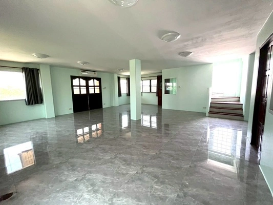 ขายโฮมออฟฟิศ 3 ชั้น 75 ตรว. ฟีนิกซ์ ปาร์ค ซอย 2 (ซ.ไอยรา 28) ต.คลองสอง  อ.คลองหลวง  จ.ปทุมธานี ราคา 6,800,000 บาท