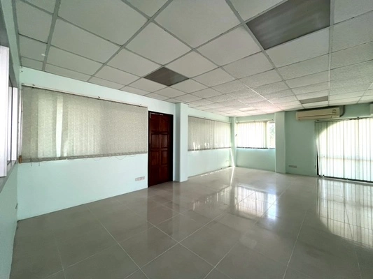 ขายโฮมออฟฟิศ 3 ชั้น 75 ตรว. ฟีนิกซ์ ปาร์ค ซอย 2 (ซ.ไอยรา 28) ต.คลองสอง  อ.คลองหลวง  จ.ปทุมธานี ราคา 6,800,000 บาท