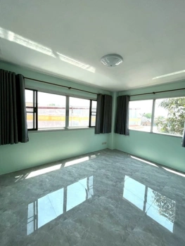 ขายโฮมออฟฟิศ 3 ชั้น 75 ตรว. ฟีนิกซ์ ปาร์ค ซอย 2 (ซ.ไอยรา 28) ต.คลองสอง  อ.คลองหลวง  จ.ปทุมธานี ราคา 6,800,000 บาท