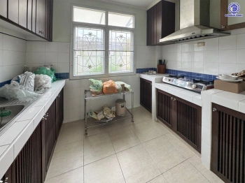 บ้านมือสอง โครงการ บ้านฟ้ากรีนพาร์ค รอยัล ปิ่นเกล้า เนื้อที่ 128.5 ตร.ว. พื้นที่ใช้สอย 203 ตร.ม. ฟังก์ชัน 3 ห้องนอน 2 ห้องน้ำ 1 ห้องอเนกประสงค์ 1 ห้อง จอดรถได้ 2 คัน บนทำเลดี เชื่อมต่อถนนพรานนกตัดใหม่, ถนนพุทธมณฑลสาย1, ถนนกาญจนาภิเษก