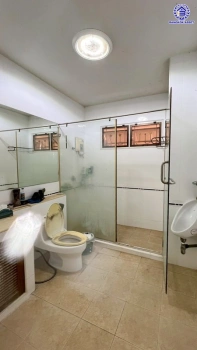 บ้านมือสอง โครงการ รติรมย์ พาร์ค ราชพฤกษ์-กาญจนาภิเษก (ซ.สวนผัก32) พร้อมเข้าอยู่ บนเนื้อที่ 56 ตร.ว. พื้นที่ใช้สอย 170 ตร.ม. ฟังก์ชัน 3 ห้องนอน 2 ห้องน้ำ จอดรถได้ 2 คัน ส่วนกลางครบครัน บนทำเลศักยภาพ เชื่อมต่อหลายเส้นทาง ใกล้ทางด่วน "ศรีรัช" และเซ็นทรัล เวสต์วิลล์