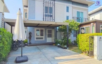 บ้านมือสอง โครงการ บ้านวิวสวน ไทรน้อย เนื้อที่ 53 ตร.ว. พื้นที่ใช้สอย 132 ตร.ว. ฟังก์ชัน 3 ห้องนอน 3 ห้องน้ำ 1 ที่จอดรถ ทำเลดี เชื่อมต่อหลายเส้นทาง ถนนกาญจนาภิเษก, ถนนรัตนาธิเบศร์ และถนนบางกรวย-ไทรน้อย และใกล้เซ็นทรัลเวสต์เกต