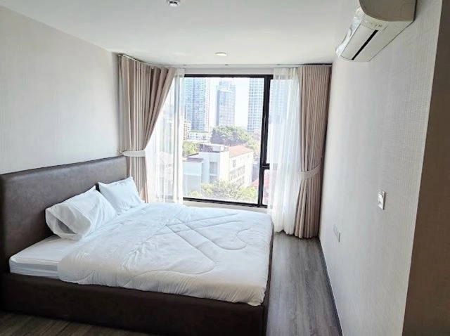 CM04422 ขาย คอนโด ไอดีโอ โมบิ สุขุมวิท 40  Ideo Mobi Sukhumvit 40