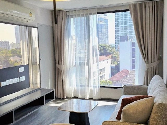 CM04422 ขาย คอนโด ไอดีโอ โมบิ สุขุมวิท 40  Ideo Mobi Sukhumvit 40