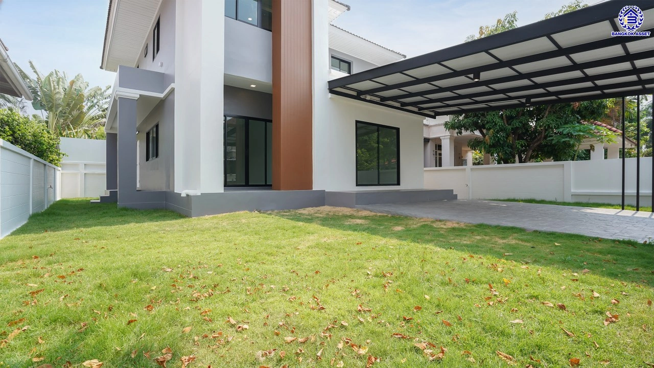 บ้านรีโนเวท โครงการ เพอร์เฟคเพลส รามคำแหง จากแบรนด์ พร็อพเพอร์ตี้ เพอร์เฟค บนเนื้อที่ 69 ตร.ว. พื้นที่ใช้สอยกว้างถึง 179.75 ตร.ม. ฟังก์ชันการใช้งาน 4 ห้องนอน 3 ห้องน้ำ จอดรถได้ 2 คัน เชื่อมต่อถนนรามคำแหง ใกล้สนามบินสุวรรณภูมิ, จุดขึ้นทางด่วนกาญจนาภิเษก