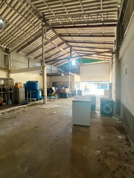 ที่ดินพร้อมอาคาร ตั้งอยู่ในซอยตาเอียด จังหวัดภูเก็ต