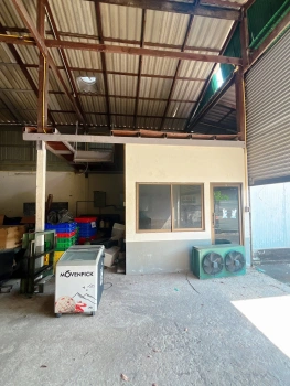 ที่ดินพร้อมอาคาร ตั้งอยู่ในซอยตาเอียด จังหวัดภูเก็ต