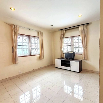 ✨ ขายบ้านเดี่ยว หมู่บ้าน ช.รุ่งเรือง 6  | ถนนเมน | 54 ตร.วา | 6 ห้องนอน | พร้อมอยู่ ใกล้ MRT & เซ็นทรัลเวสต์เกต 🏡