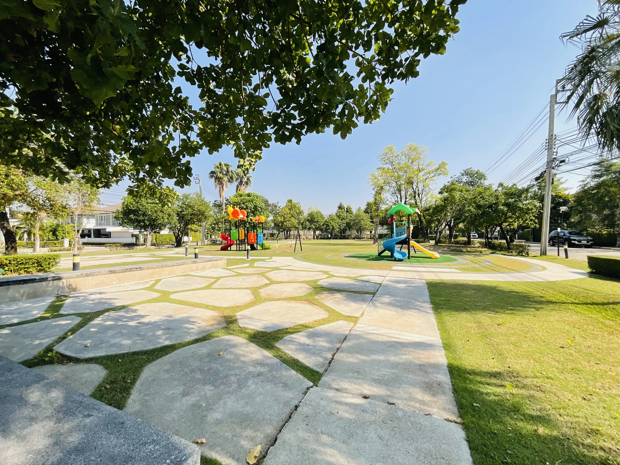 บ้านสวยมือสอง หน้าบ้านไม่ชนใคร หลังริม