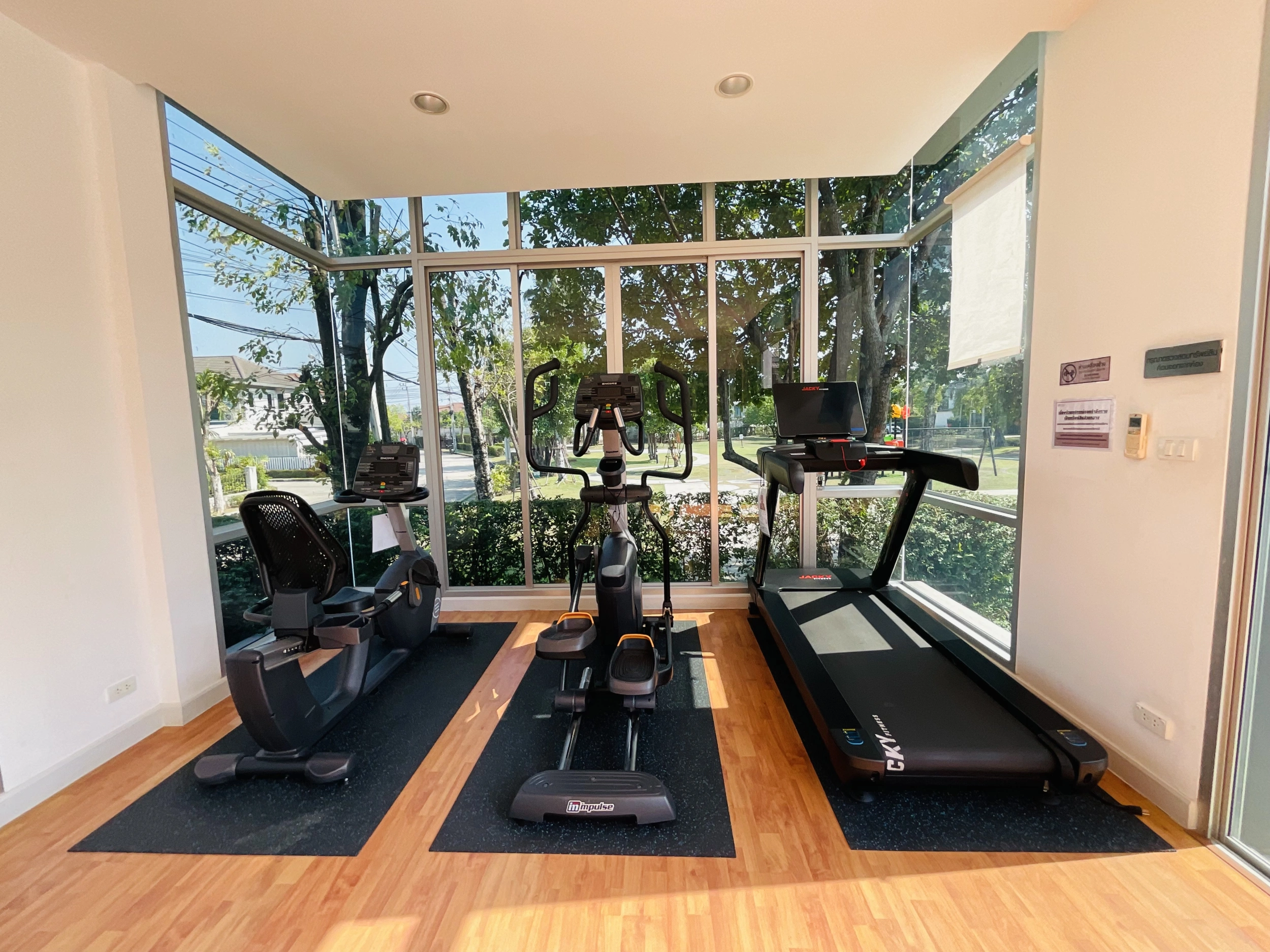 บ้านสวยมือสอง หน้าบ้านไม่ชนใคร หลังริม