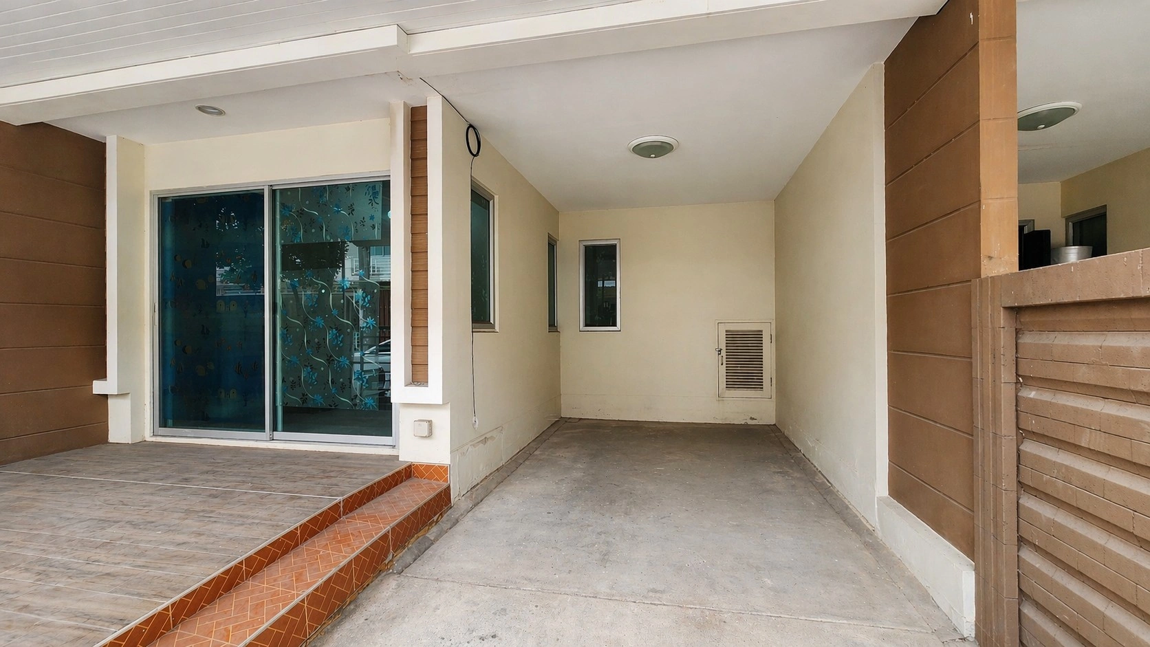 (ขายด่วน) ทาวน์โฮม Casa City พระราม 2 ซอย 50 — บ้านสวยที่หายากในทำเลทอง ใกล้เซ็นทรัลแค่ 5 นาที ราคาไม่ถึง 3 ล้านq