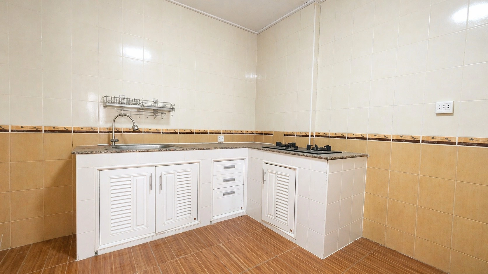 (ขายด่วน) ทาวน์โฮม Casa City พระราม 2 ซอย 50 — บ้านสวยที่หายากในทำเลทอง ใกล้เซ็นทรัลแค่ 5 นาที ราคาไม่ถึง 3 ล้านq