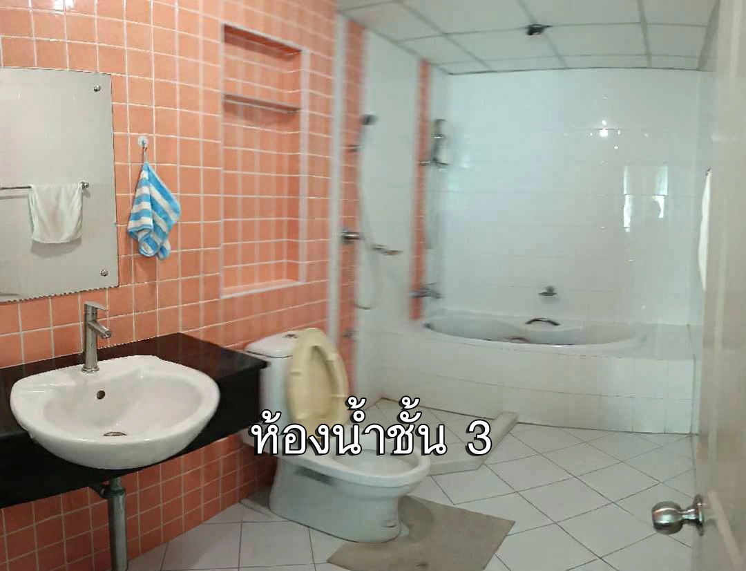 ขายบ้านกลางเมือง พระราม 9 - ลาดพร้าว ขนาด 24.5 ตร.ว. ราคา5.8 ล้าน