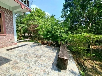 ขายด่วน! ที่ดินพร้อมบ้านสวนริมน้ำ บ้านครึ่งตึกครึ่งไม้ สุดคลาสสิก ทำเลทอง ต.วัดเพลง จ.ราชบุรี ราคา 15,000,000 บาท