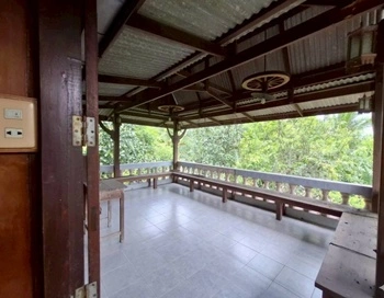 ขายด่วน! ที่ดินพร้อมบ้านสวนริมน้ำ บ้านครึ่งตึกครึ่งไม้ สุดคลาสสิก ทำเลทอง ต.วัดเพลง จ.ราชบุรี ราคา 15,000,000 บาท