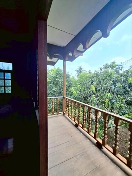 ขายด่วน! ที่ดินพร้อมบ้านสวนริมน้ำ บ้านครึ่งตึกครึ่งไม้ สุดคลาสสิก ทำเลทอง ต.วัดเพลง จ.ราชบุรี ราคา 15,000,000 บาท