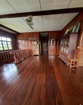 ขายด่วน! ที่ดินพร้อมบ้านสวนริมน้ำ บ้านครึ่งตึกครึ่งไม้ สุดคลาสสิก ทำเลทอง ต.วัดเพลง จ.ราชบุรี ราคา 15,000,000 บาท
