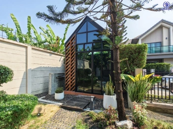 บ้านมือสอง โครงการ บางกอก บูเลอวาร์ด สาทร-ปิ่นเกล้า จาก SC ASSET เนื้อที่ 75.8 ตร.ว. พื้นที่ใช้สอย 250 ตร.ม. ฟังก์ชัน 4 ห้องนอน 3 ห้องน้ำ จอดรถได้ 2 คัน บนทำเลใจกลางราชพฤกษ์ ใกล้ห้างเซ็นทรัล เวสต์วิลล์, ทางพิเศษประจิมรัถยา พร้อมเชื่อมสู่สาทร-ปิ่นเกล้า ได้อย่างรวดเร็ว