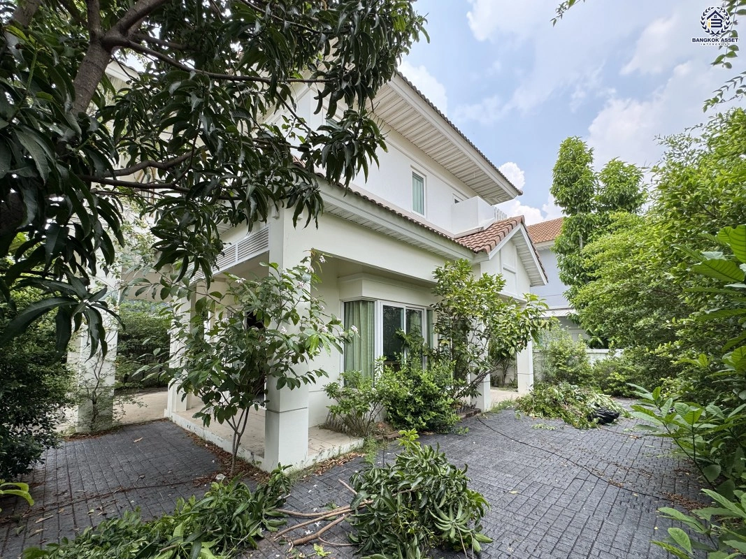 บ้านมือสอง คุณภาพจาก Property Perfect โครงการ เพอร์เฟคเพลส ราชพฤกษ์ ติดถนนราชพฤกษ์ เชื่อมต่อถนนรัตนาธิเบศร์ ใกล้รถไฟฟ้าสายสีม่วง "สถานีบางรักน้อยท่าอิฐ" ทางด่วน "กาญจนาภิเษก" และเซ็นทรัล เวสต์วิลล์ บนเนื้อที่ 59.5 ตร.ว. พื้นที่ใช้สอย 200 ตร.ม. 3 ห้องนอน 3 ห้องน้ำ จอดรถได้ 2 คัน