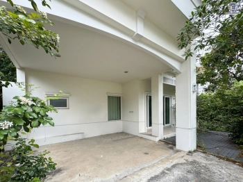 บ้านมือสอง คุณภาพจาก Property Perfect โครงการ เพอร์เฟคเพลส ราชพฤกษ์ ติดถนนราชพฤกษ์ เชื่อมต่อถนนรัตนาธิเบศร์ ใกล้รถไฟฟ้าสายสีม่วง "สถานีบางรักน้อยท่าอิฐ" ทางด่วน "กาญจนาภิเษก" และเซ็นทรัล เวสต์วิลล์ บนเนื้อที่ 59.5 ตร.ว. พื้นที่ใช้สอย 200 ตร.ม. 3 ห้องนอน 3 ห้องน้ำ จอดรถได้ 2 คัน