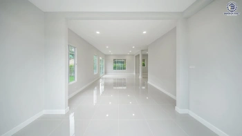 บ้านรีโนเวทใหม่ โครงการ เดอะแพลนท์ ราชพฤกษ์ หลังมุม เนื้อที่ 76.6 ตร.ว. พื้นที่ใช้สอย 215.07 ตร.ม. ฟังก์ชัน 4 ห้องนอน 3 ห้องน้ำ จอดรถได้ 2 คัน บนทำเลศักยภาพ เดินทางสะดวก ใกล้วงเวียนพระราม5, The Walk, ทางด่วน ศรีรัช และรถไฟฟ้าสายสีม่วง "สถานีบางรักใหญ่"