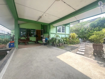 บ้านมือสอง โครงการ ธนะสิน นวมินทร์ 68 บ้านเดี่ยวชั้นเดียว เนื้อที่ 47.3 ตร.ว. พื้นที่ใช้สอย 80 ตร.ม. 2 ห้องนอน 1 ห้องน้ำ จอดรถ 1 คัน ทำเลนวมินทร์ ใกล้ถนนประเสริฐมนูกิจ ใกล้แฟชั่นไอส์แลนด์ รพ.สินแพทย์ และรถไฟฟ้าสายสีชมพู สถานีวงแหวนรามอินทรา