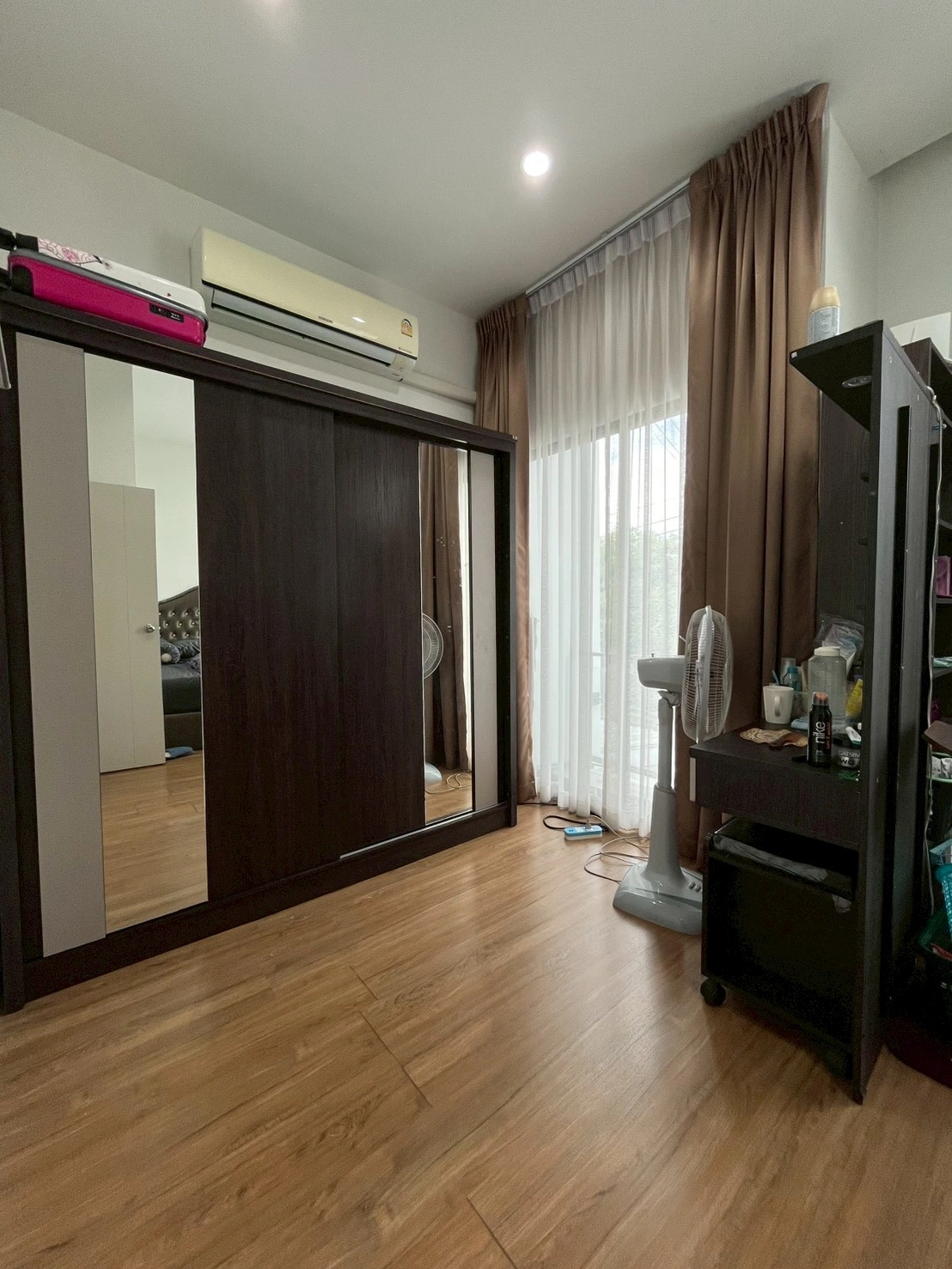 ขายทาวน์โฮม 2 ชั้น 18 ตรว.พลีโน่ พหลโยธิน-วัชรพล 1 – ความเป็นส่วนตัวระดับพรีเมียม (ไม่มีบ้านฝั่งตรงข้าม!) ถ.เพิ่มสิน แขวงคลองถนน เขตสายไหม กรุงเทพฯ ราคา 3,300,000 บาท