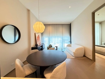 Urgent! Luxury Residence for Rent – Scope Langsuan Experience refined living in one of Bangkok’s most prestigious ultra-luxury residences, located in the heart of Langsuan, one of the city’s most exclusive residential addresses.