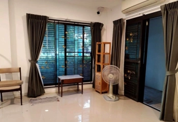 ลูกตื่นเช้าเพราะบ้านไกล คาซ่า เพรสโต้ ประชาอุทิศ 90 บ้านแฝดหลังมุมติดสวน ใกล้ รร.สารสาสน์ ผ่อนคุ้มกว่าเช่า งบไม่เกิน 4 ล้าน พร้อมอยู่ทันที