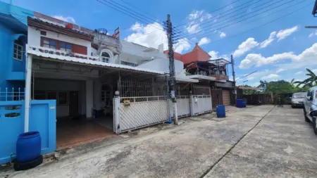 ขายทาวน์เฮ้าส์ 31 ตร.ว. สาธุประดิษฐ์ 57 – พื้นที่เยอะเท่าบ้านเดี่ยว ในราคาที่หาไม่ได้แล้ว