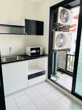 CM04449 ขายพร้อมผู้เช่า คอนโด ลิปป์ รามคำแหง 43/1 LIB Condo Ramkhamhaeng 43/1 แขวงพลับพลา เขตวังทองหลาง กรุงเทพมหานคร 10310  1 ห้องนอน ขนาดห้อง 27 ตรม. พร้อมเฟอร์นิเจอร์เข้าอยู่ได้เลย     ที่ตั้ง  95 ซอย รามคำแหง 43/1