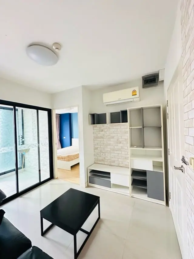 CM04449 ขายพร้อมผู้เช่า คอนโด ลิปป์ รามคำแหง 43/1 LIB Condo Ramkhamhaeng 43/1 แขวงพลับพลา เขตวังทองหลาง กรุงเทพมหานคร 10310  1 ห้องนอน ขนาดห้อง 27 ตรม. พร้อมเฟอร์นิเจอร์เข้าอยู่ได้เลย     ที่ตั้ง  95 ซอย รามคำแหง 43/1