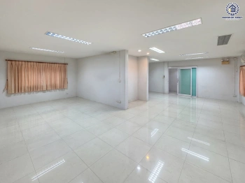 บ้านมือสอง โครงการเพชรเกษม1 บ้านเดี่ยว 2 ชั้น พื้นที่ใช้สอย 180 ตร.ม. 3 ห้องนอน 3 ห้องน้ำ จอดรถ 2 คัน ทำเลเพชรเกษม เดินทางเข้าเมืองสะดวก ใกล้ห้าง โรงพยาบาล โรงเรียน