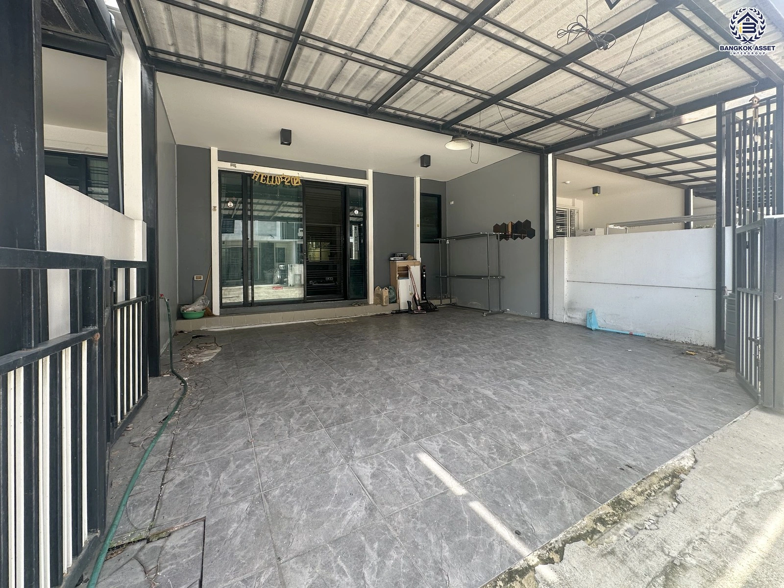 บ้านมือสอง โครงการเดอะทรัสต์ ราชพฤกษ์-รัตนาธิเบศร์2 ทาวน์เฮ้าส์ 2 ชั้น พื้นที่ใช้สอย 113 ตร.ม. 3 ห้องนอน 3 ห้องน้ำ จอดรถ 2 คัน ทำเลราชพฤกษ์ ใกล้ห้าง โรงพยาบาล โรงเรียน