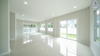 บ้านรีโนเวทใหม่ โครงการ เพอร์เฟคพาร์ค วัดพระนอน จากแบรนด์ Property Perfect เนื้อที่ 42 ตร.ว. พื้นที่ใช้สอย 162.07 ตร.ม. ฟังก์ชัน 3 ห้องนอน 2 ห้องน้ำ 2 ที่จอดรถ พร้อม Facilities ครบครัน บนทำเลเชื่อมต่อถนนกาญจนาฯ ใกล้ทางด่วน "ศรีรัช" เซ็นทรัลเวสต์เกต และรถไฟฟ้าสายสีม่วง "สถานีตลาดบางใหญ่"