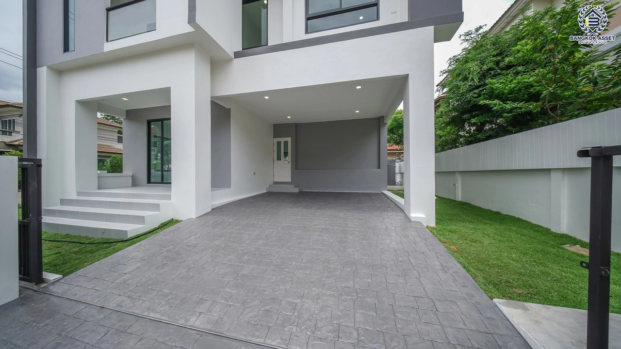 บ้านรีโนเวทใหม่ จาก Property Perfect โครงการ เพอร์เฟคเพลส พระราม5-ราชพฤกษ์ เนื้อที่ 68.5 ตร.ว. พื้นที่ใช้สอย 189.79 ตร.ม. ฟังก์ชัน 3 ห้องนอน 3 ห้องน้ำ 2 ที่จอดรถ พร้อม Facility ภายในโครงการครบครัน บนทำเลติดถนน ตอบโจทย์ทุกการใช้ชีวิตใจกลาง Community ชั้นนำมากมาย