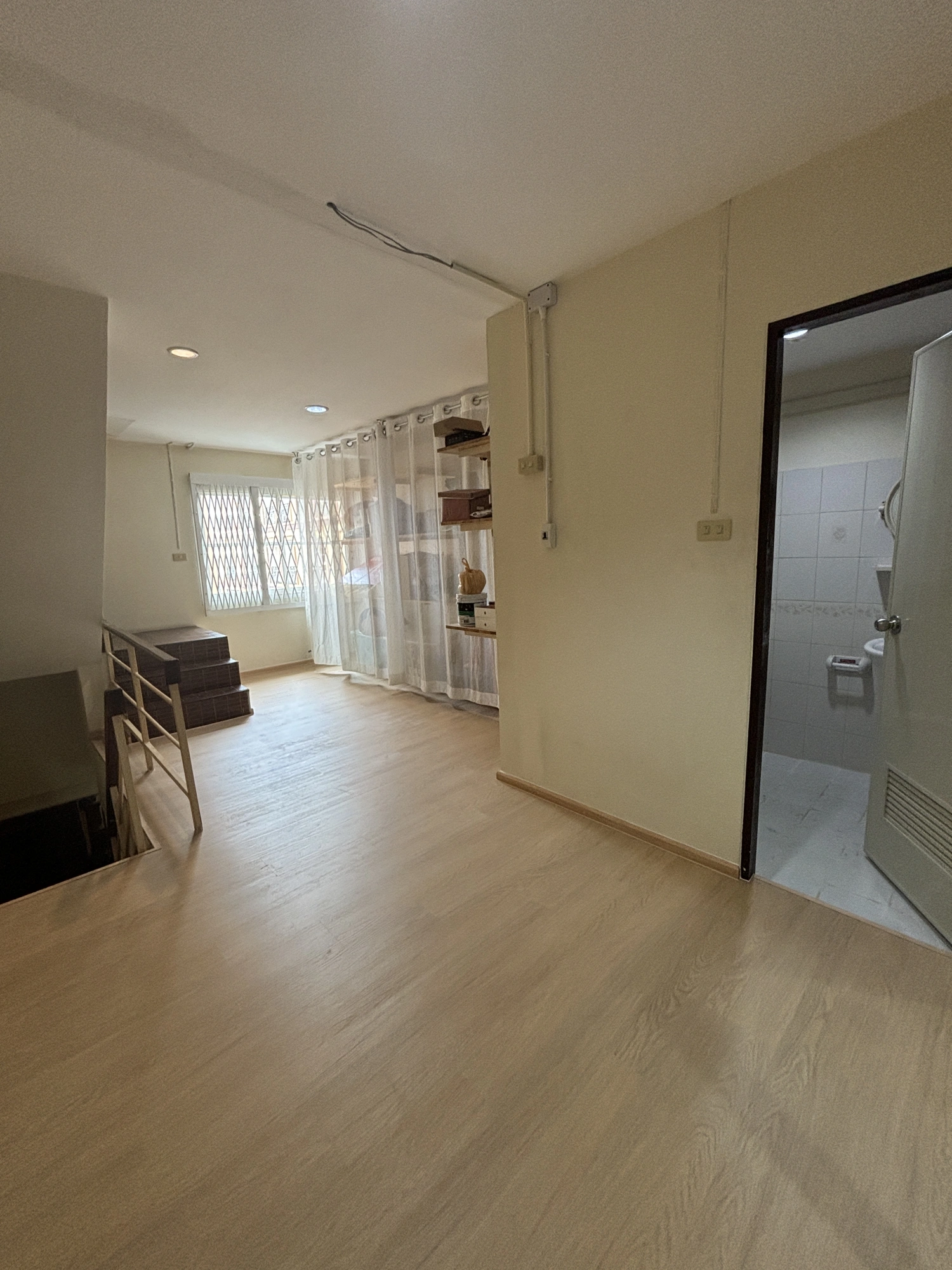 Investment Property Yield ประมาณ 6%