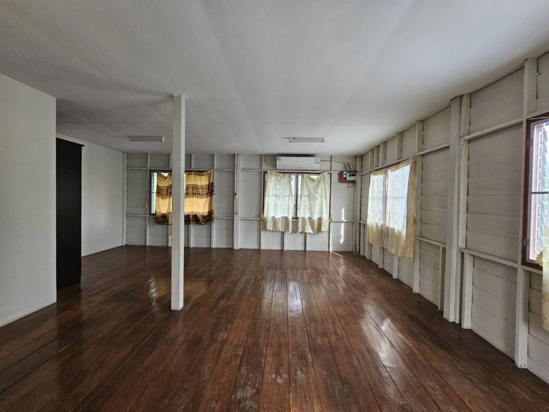 ขายบ้านสวน  สุขาภิบาล5  ซอย 70 เขตสายไหม เข้าซอยเพียง 300 เมตร